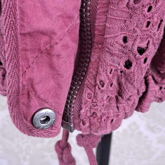 Free People Daisy Jane Size Medium Embroidered Eyelet Bomber Jacket Raspberry - Picture 5 of 16